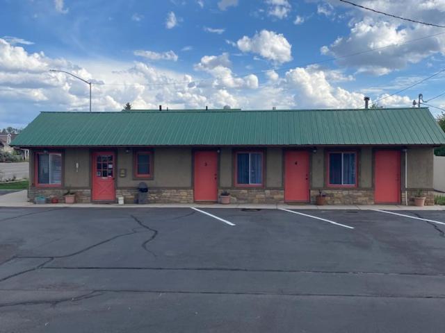 Lamplighter Lodge Panguitch Bagian luar foto